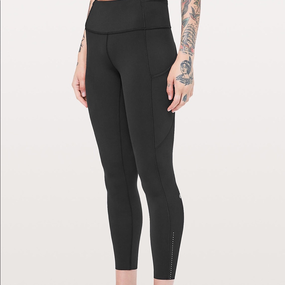 Lululemon fast and free 7/8 tight New with tag